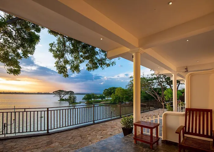 Olu Villa Resort